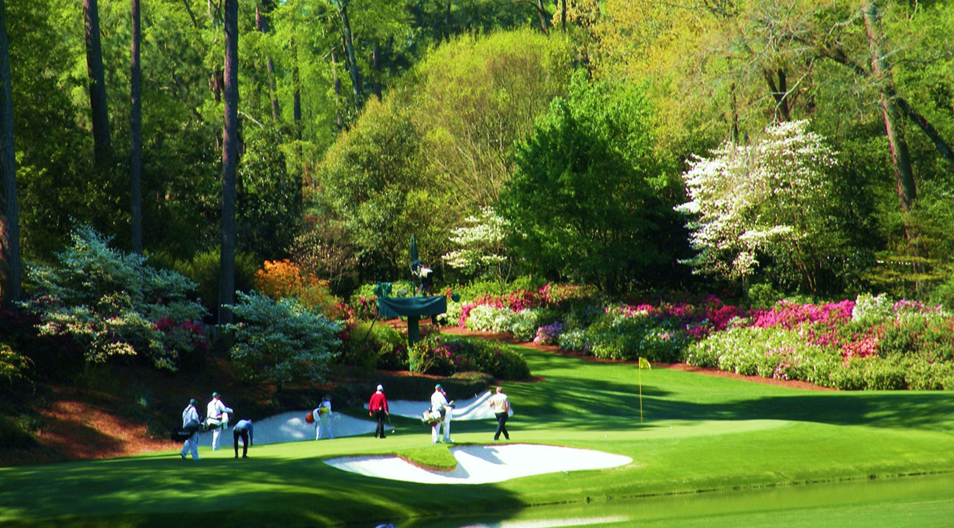 A Guide to Etiquette at The Masters Golf Tournament - Roadtrips