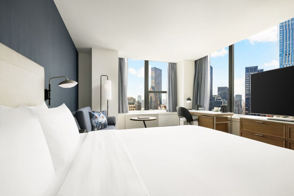 Courtyard by Marriott New York Manhattan/Midtown East Skyline View
