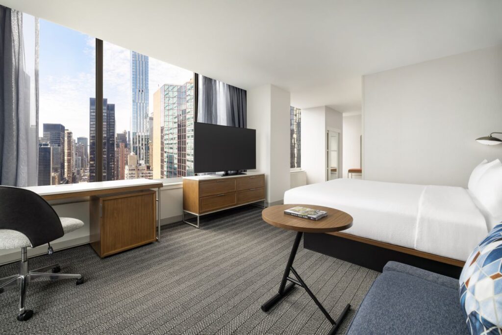 Courtyard by Marriott New York Manhattan/Midtown East Skyline View
