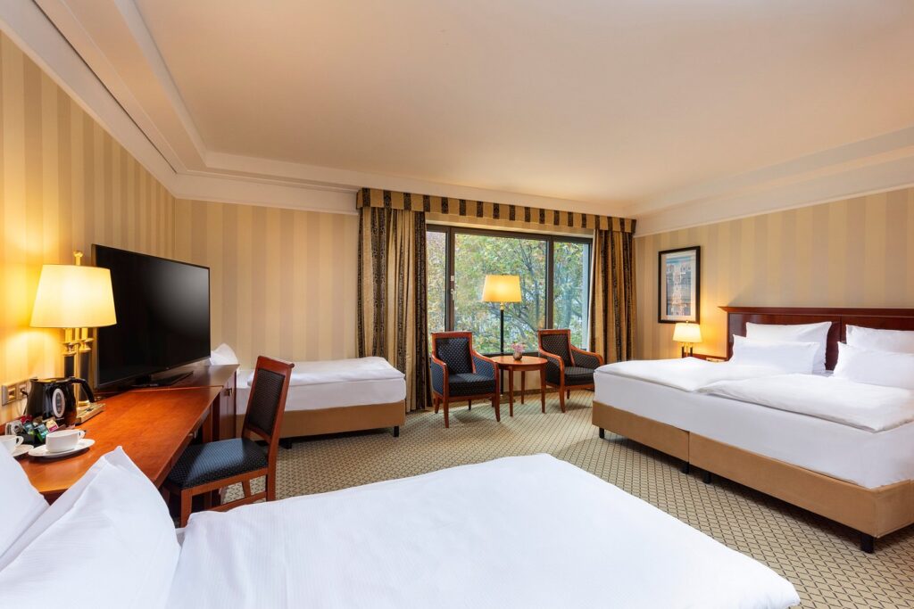 JW Marriott Berlin Room