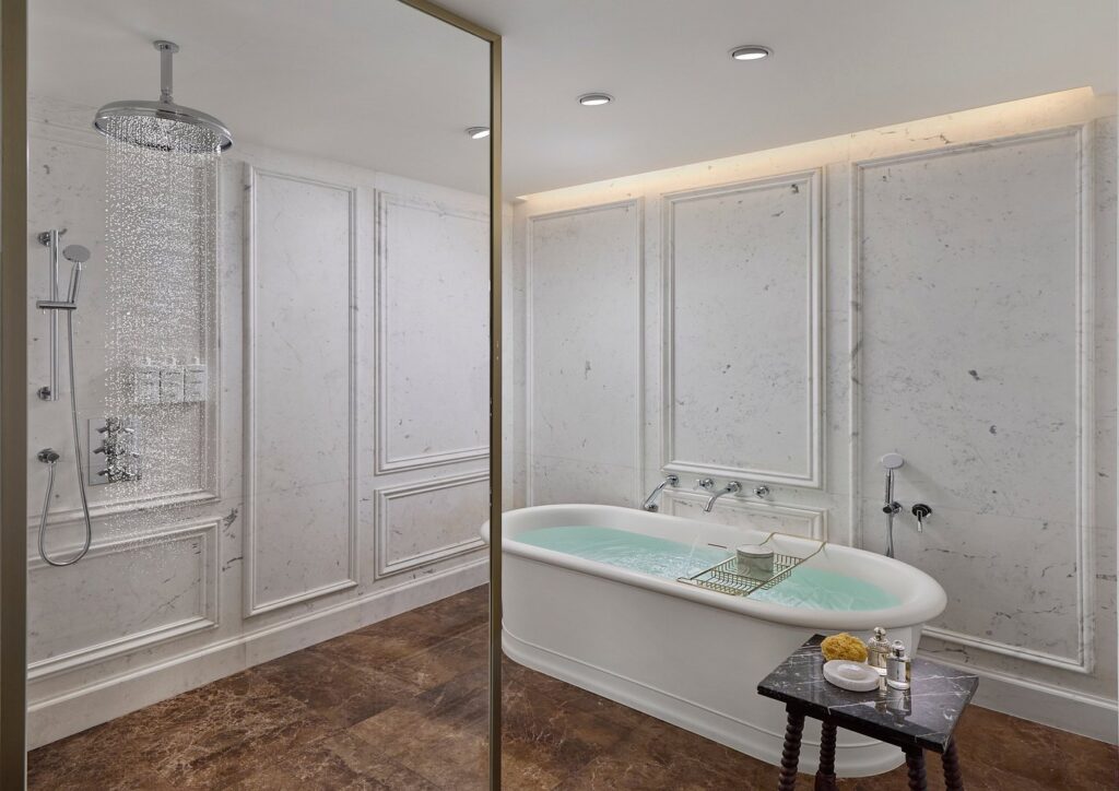 Mandarin Oriental Bathroom
