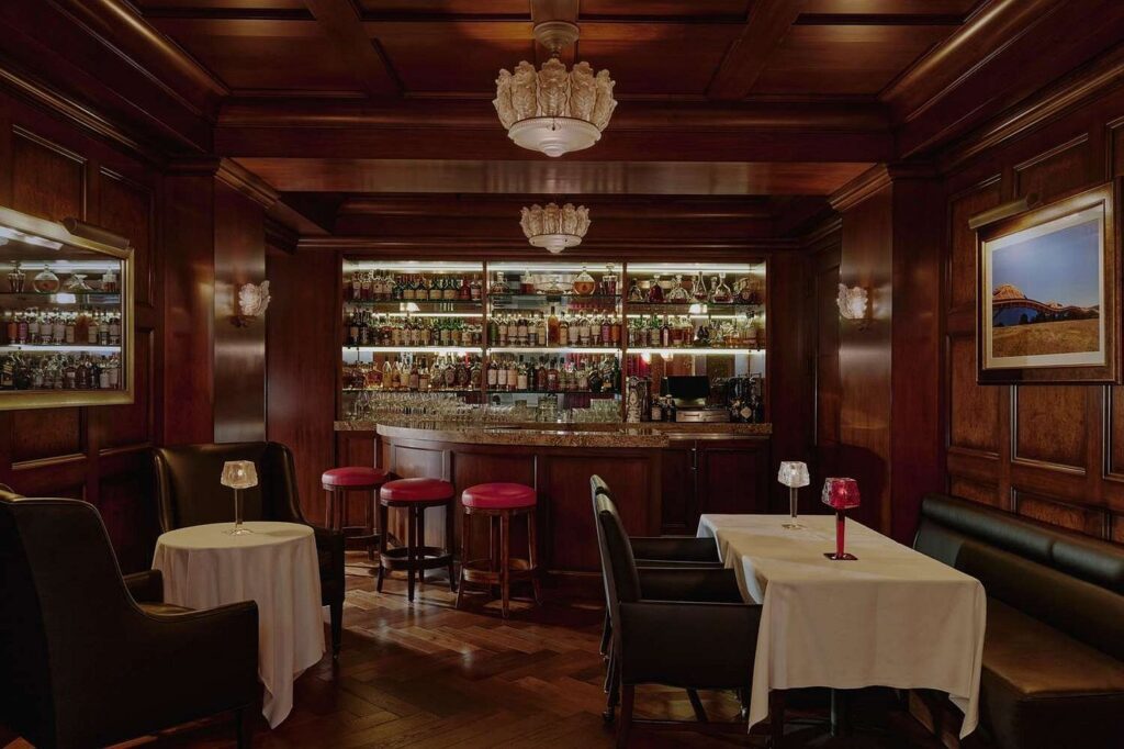 The Maybourne Beverly Hills The Whisky Bar