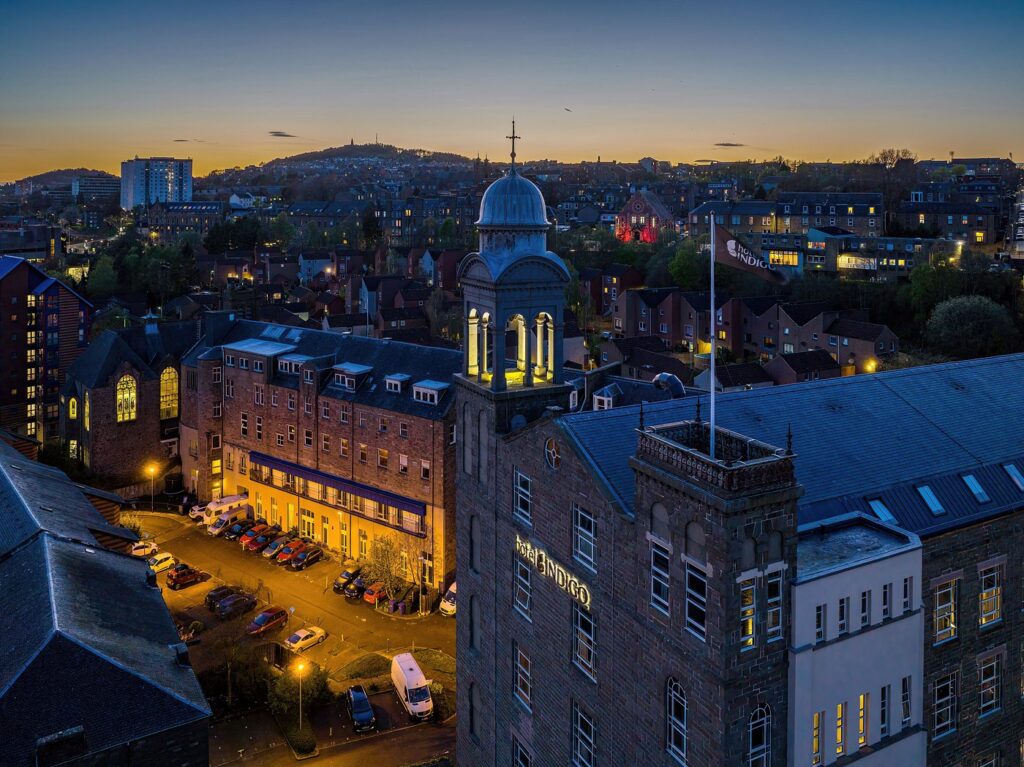 Hotel Dundee exterior at sunset