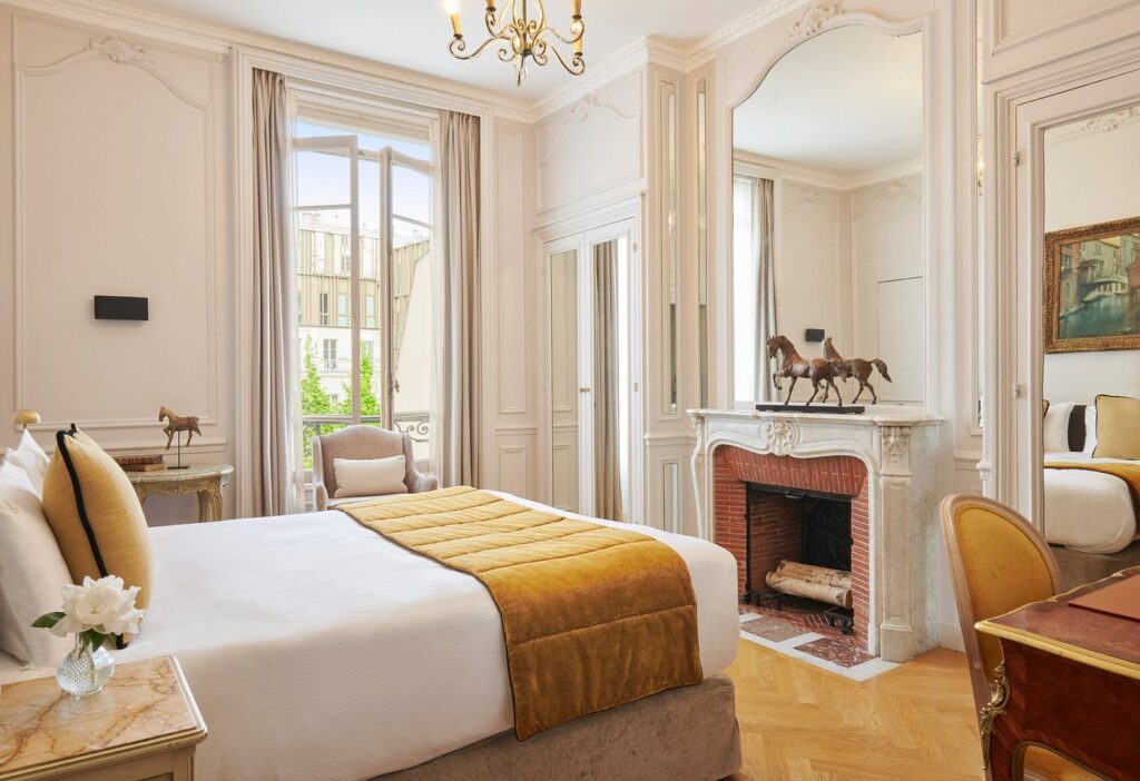 Hotel Lancaster Room