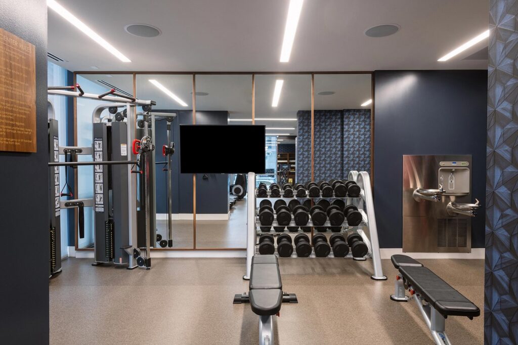 Le Meridien Essex Chicago Fitness Center