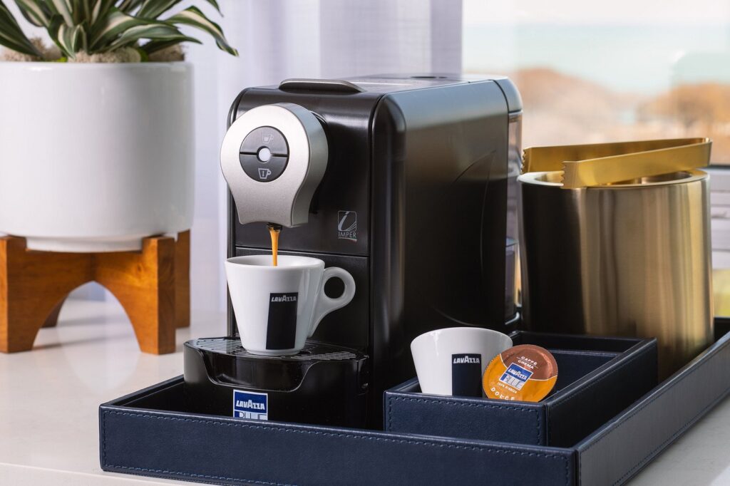 Le Meridien Essex Chicago Coffee