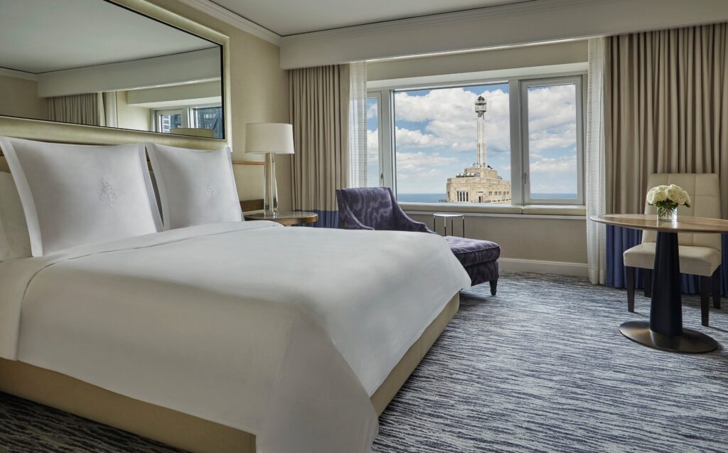 Four Seasons Hotel Chicago King room