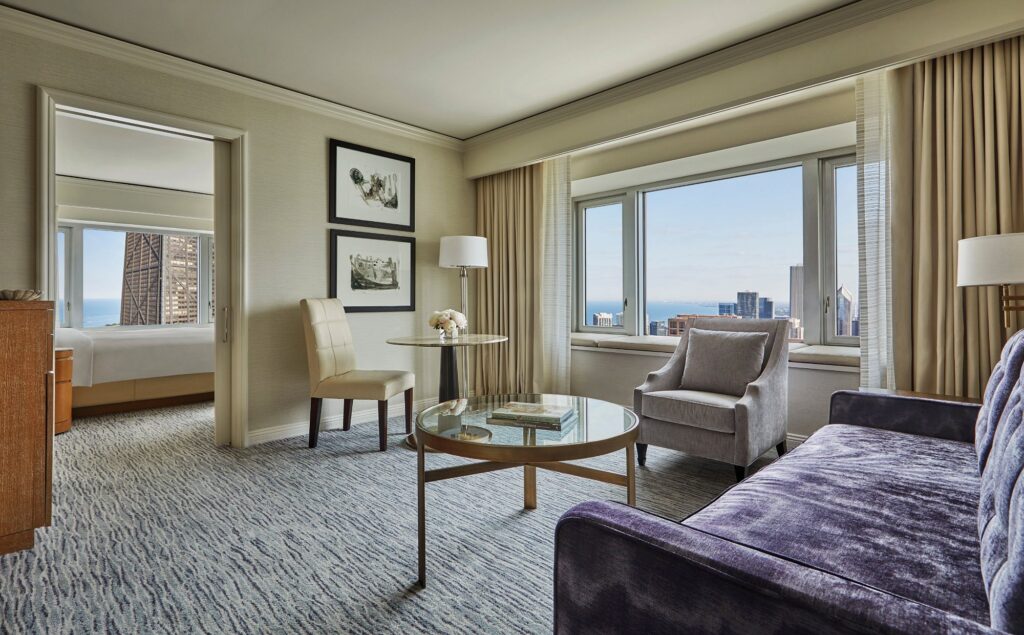 Four Seasons Hotel Chicago executive suite