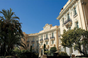 Exterior of Hôtel Hermitage Monte-Carlo during the day