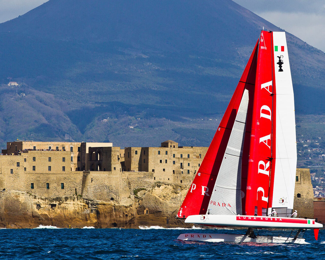 Naples Americas Cup Boat